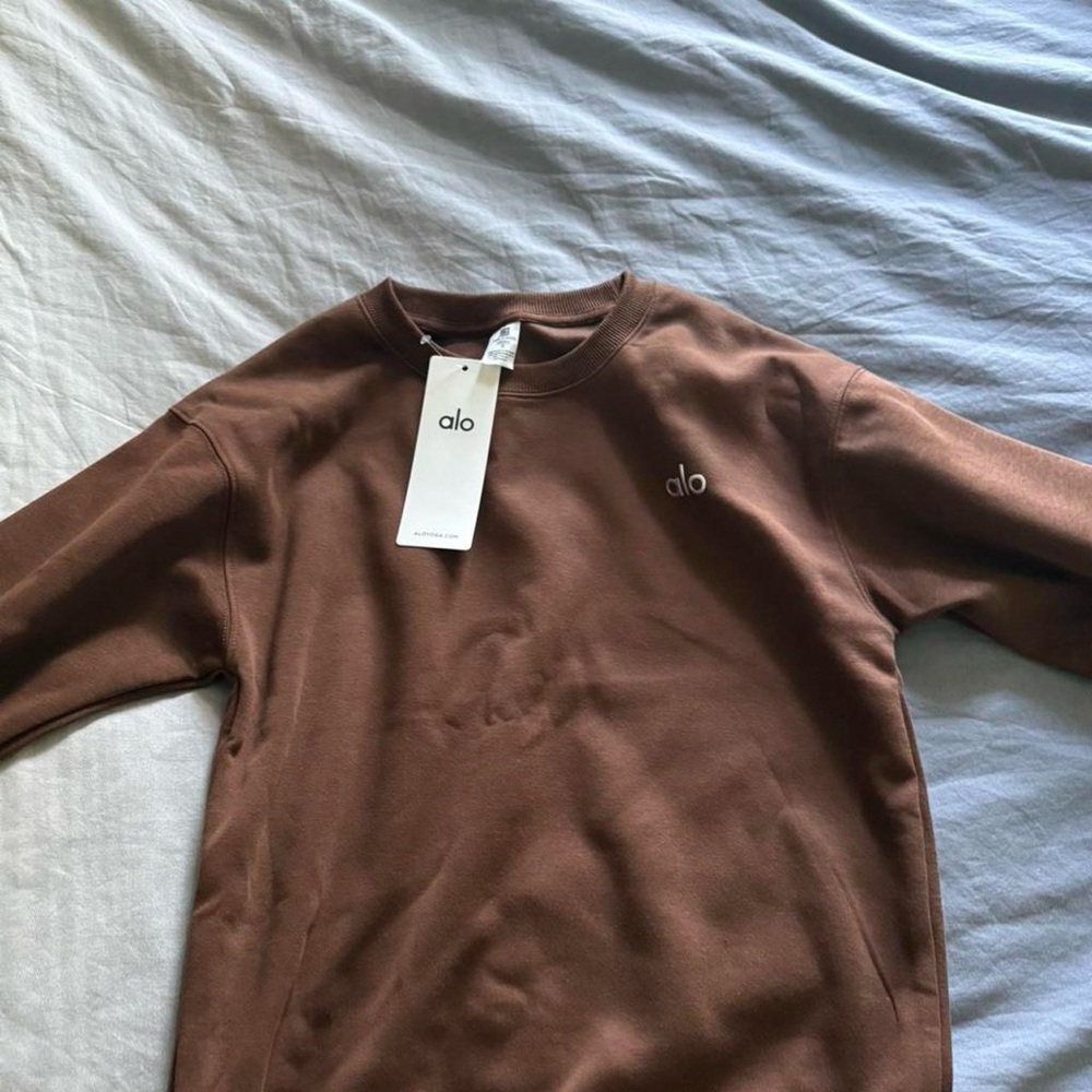 ALO Yoga brand new womens brown Crewneck Sweater
